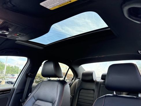 Used 2017 Volkswagen Jetta GLI FWD image 21