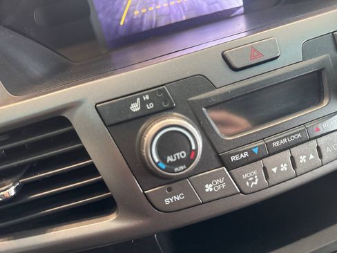 Used 2012 Honda Odyssey EX-L image 29