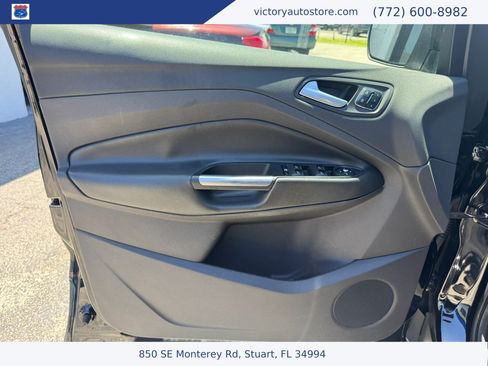 Used 2016 Ford Escape Titanium w/ Equipment Group 301A AWD/4WD image 24