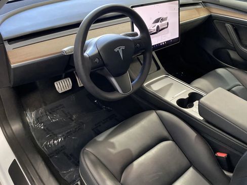 Used 2023 Tesla Model 3 Performance image 10
