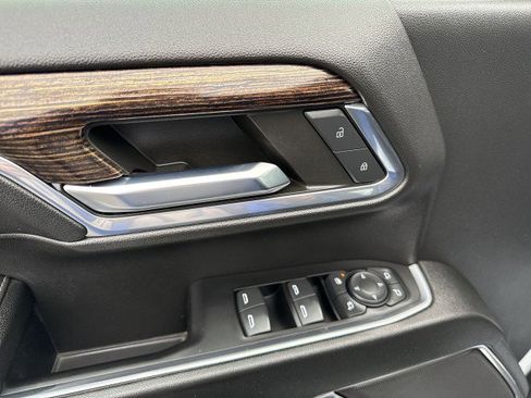 Used 2024 GMC Sierra 3500 SLE w/ SLE Value Package image 15