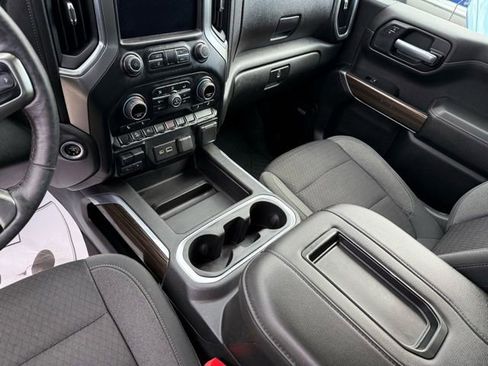 Used 2021 Chevrolet Silverado 1500 LT Trail Boss w/ Convenience Package II image 14