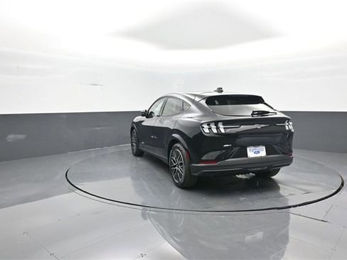 New 2025 Ford Mustang Mach-E Premium image 5