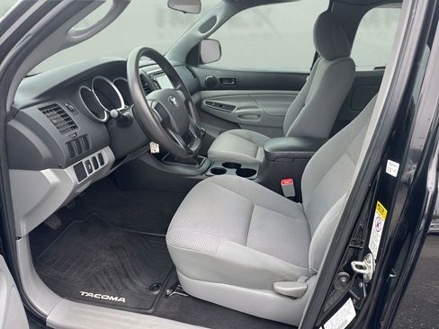 Used 2014 Toyota Tacoma 2WD Access Cab image 9