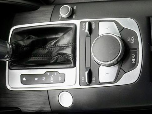 Used 2017 Audi A3 e-tron Premium FWD image 17