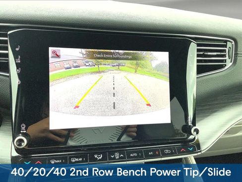 Used 2024 Jeep Wagoneer L Series III w/ Flexible Seating Group AWD/4WD image 18
