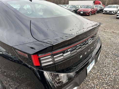 New 2026 Hyundai Sonata Blue FWD image 8