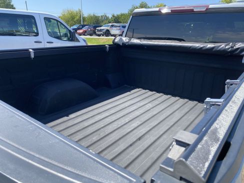 Used 2019 Chevrolet Silverado 1500 LT w/ Texas Edition RWD image 10