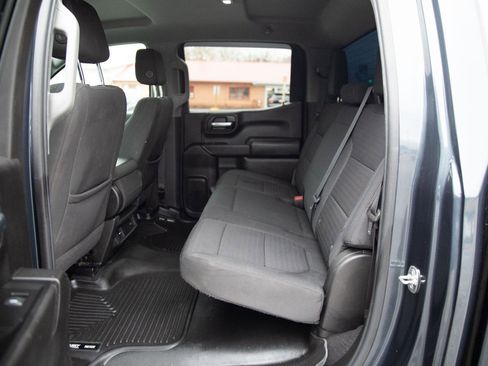 Used 2022 Chevrolet Silverado 1500 Custom Trail Boss image 10