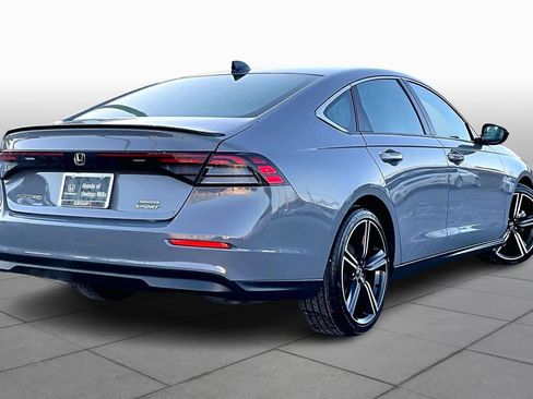 Used 2023 Honda Accord Sport image 12