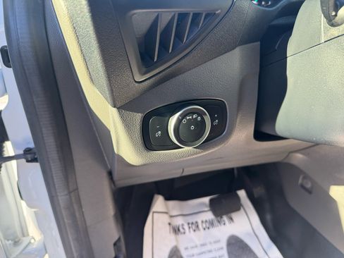 Used 2022 Ford Transit Connect XL image 10