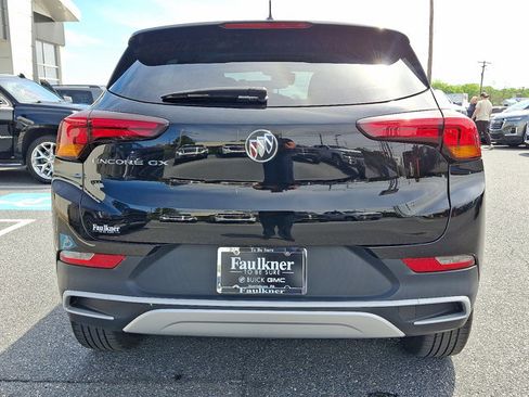 Used 2023 Buick Encore GX Preferred w/ Cold Weather Comfort Package FWD image 5