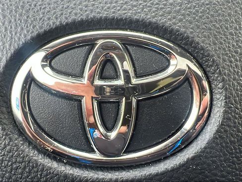 Used 2024 Toyota RAV4 XLE w/ Convenience Package AWD/4WD image 32