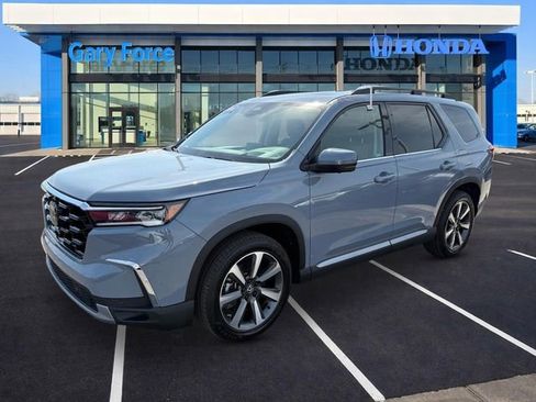 Used 2024 Honda Pilot Elite image 4