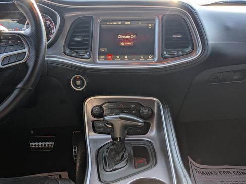 Used 2021 Dodge Challenger R/T Scat Pack RWD image 9