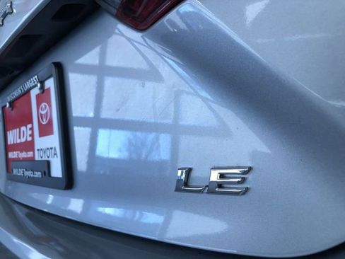 Used 2025 Toyota Camry LE image 16