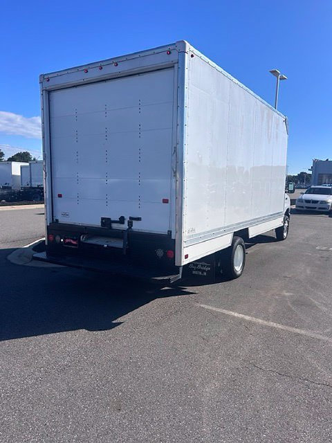 Used 2023 Ford E-450 and Econoline 450 Super Duty w/ Power Windows & Locks Group RWD image 4