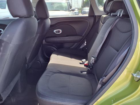 Used 2015 Kia Soul FWD image 18
