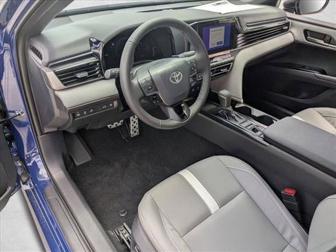 New 2026 Toyota Camry SE FWD image 3