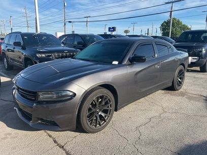 Used 2019 Dodge Charger SXT w/ Blacktop Package