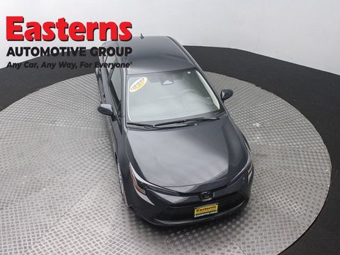 Used 2024 Toyota Corolla LE FWD image 3