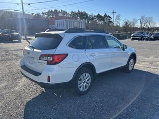 Used 2015 Subaru Outback 2.5i Premium video 3
