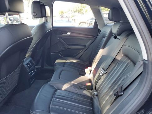 Used 2021 Audi Q5 2.0T Premium Plus w/ Premium Plus Package image 11