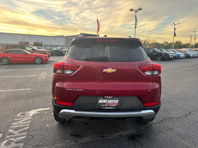 Used 2021 Chevrolet TrailBlazer LT w/ Convenience Package FWD image 6