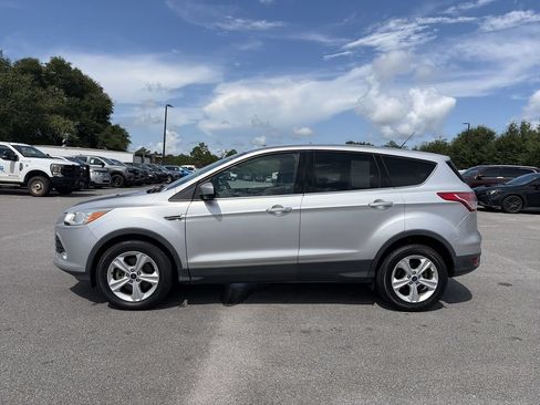 Used 2016 Ford Escape SE FWD image 6