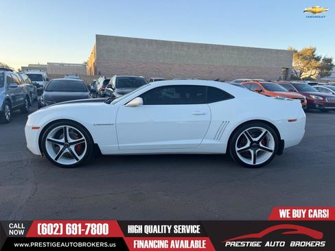 Used 2011 Chevrolet Camaro LT w/ RS Package RWD image 2