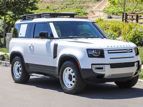 Used 2021 Land Rover Defender 90 S AWD/4WD image 9