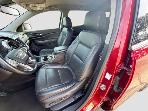 Used 2023 GMC Acadia SLT image 20