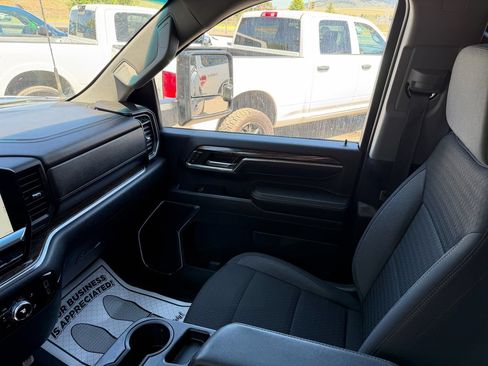 Used 2024 GMC Sierra 2500 SLE AWD/4WD image 19