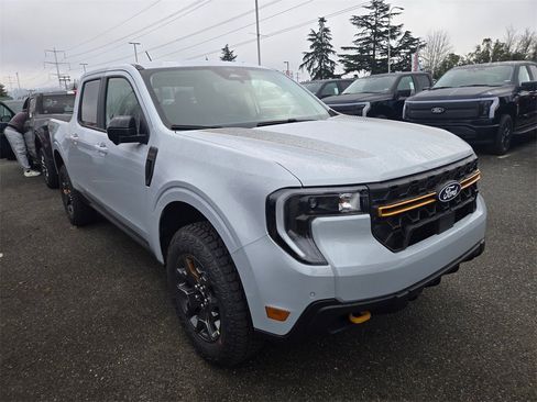 New 2026 Ford Maverick Tremor image 2