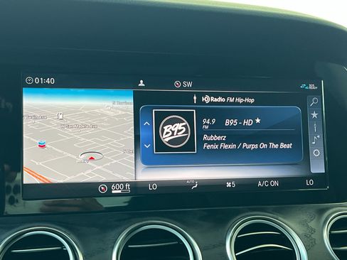 Used 2019 Mercedes-Benz E 300 image 17