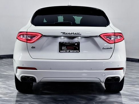 Used 2020 Maserati Levante AWD/4WD image 8