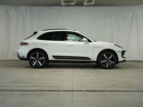 New 2026 Porsche Macan AWD/4WD image 8