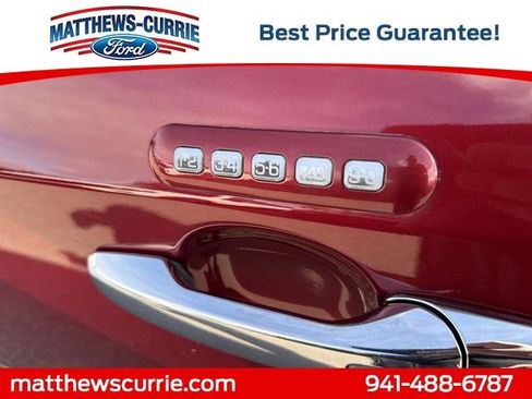 Used 2014 Lincoln MKX FWD w/ Equipment Group 102A image 9