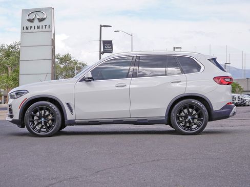 Used 2019 BMW X5 xDrive40i w/ Premium Package 2 AWD/4WD image 6