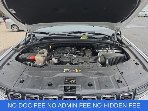 Used 2023 Jeep Grand Cherokee Limited AWD/4WD image 24