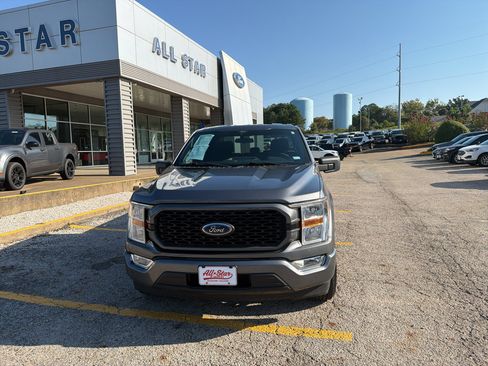 Used 2021 Ford F150 XL w/ Equipment Group 101A High RWD image 2