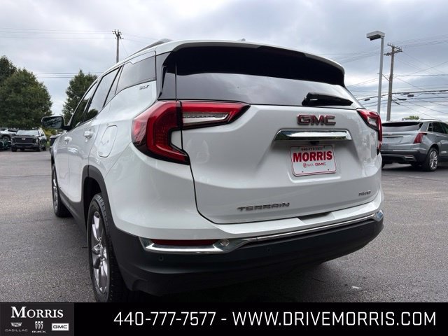Used 2023 GMC Terrain SLT w/ Infotainment Package II AWD/4WD image 4