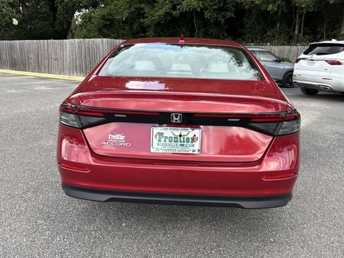 Used 2023 Honda Accord LX image 4