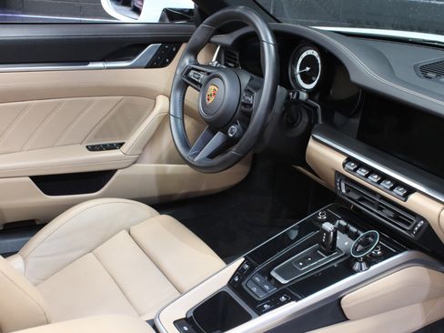 Used 2022 Porsche 911 Carrera S image 65