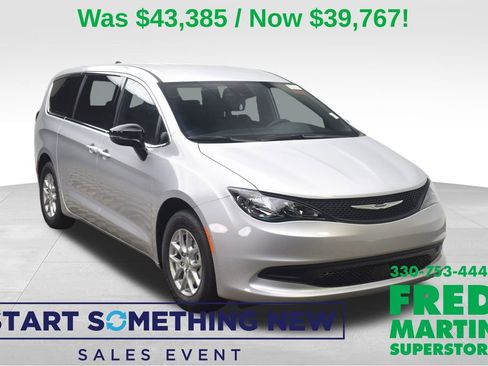 New 2026 Chrysler Voyager LX image 1