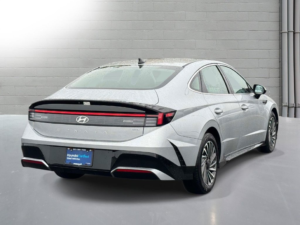 Used 2025 Hyundai Sonata SEL FWD image 6