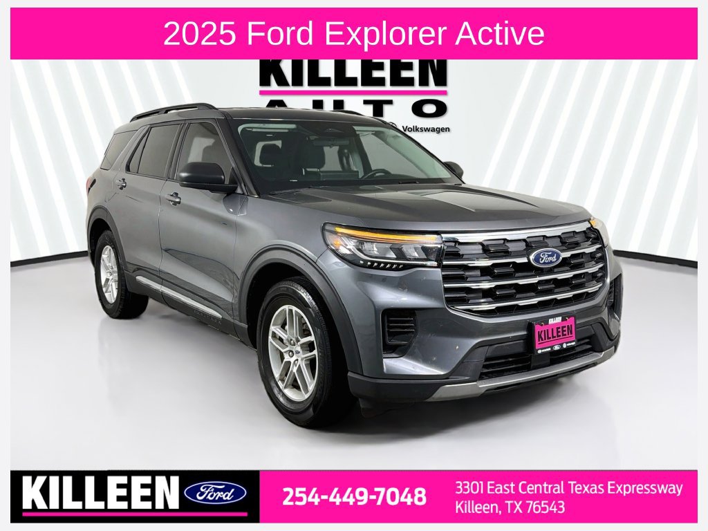 Used 2025 Ford Explorer Active RWD image 1