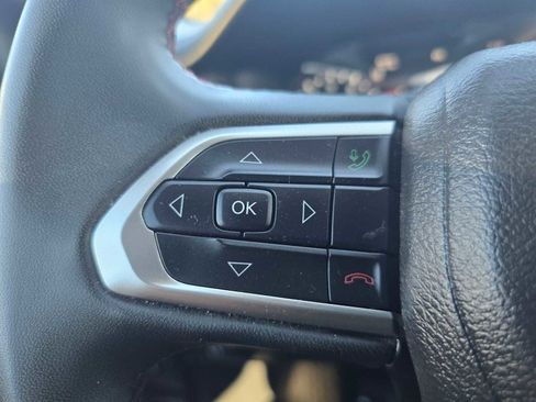 Used 2023 Jeep Compass Trailhawk image 32