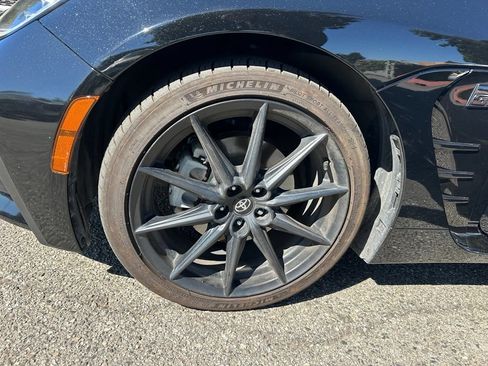 Used 2024 Toyota GR86 Premium RWD image 7