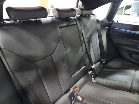 Used 2024 BMW i4 eDrive35 w/ Premium Package RWD image 12
